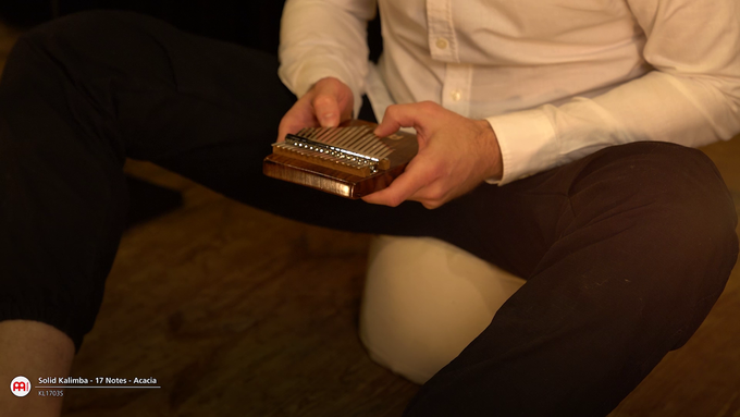 17 notes Kalimba, Acacia video