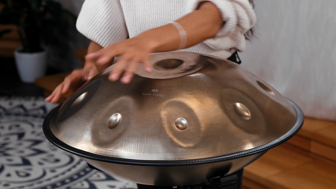 Sensory Handpan, Stainess Steel, D Amara, 9 notes, 440 Hz, Vintage Gold video