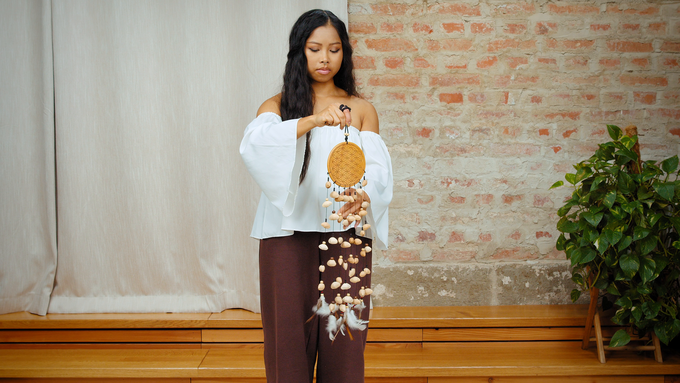 Kenari Chimes, Flower of Life, Medium, 8 Cords video