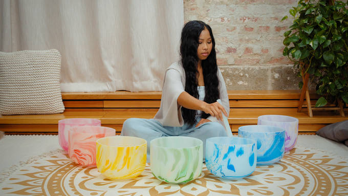 7-piece Marble Crystal Singing Bowl Chakra Set, B4, A4, G4, F4, E4, D4, C4, 432 Hz video