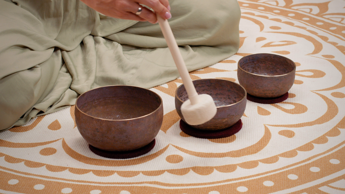3-piece Origin Series Singing Bowl Set, 600/700/900g video